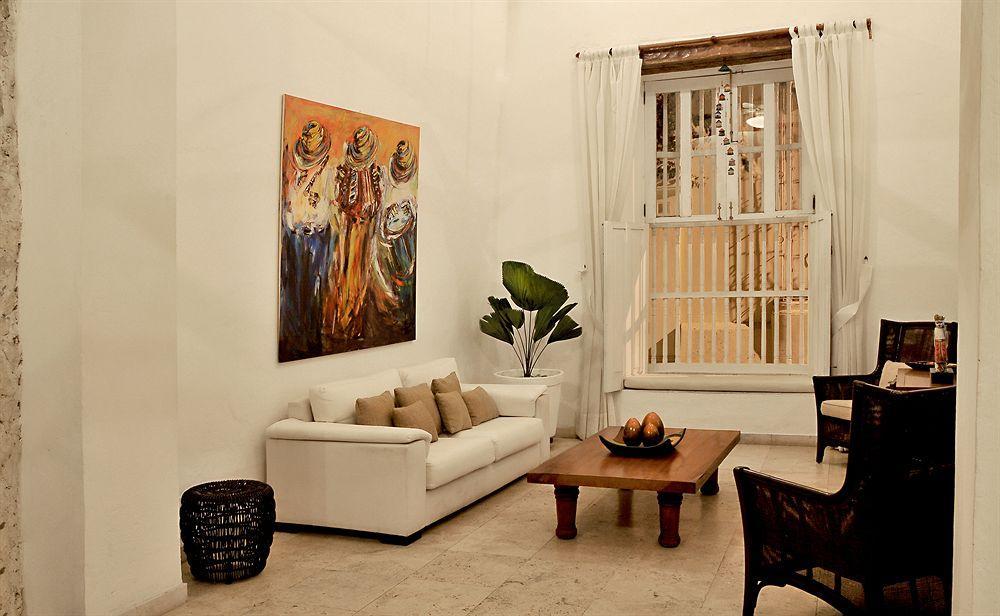 Bed and Breakfast Casa Maria Картахена Экстерьер фото